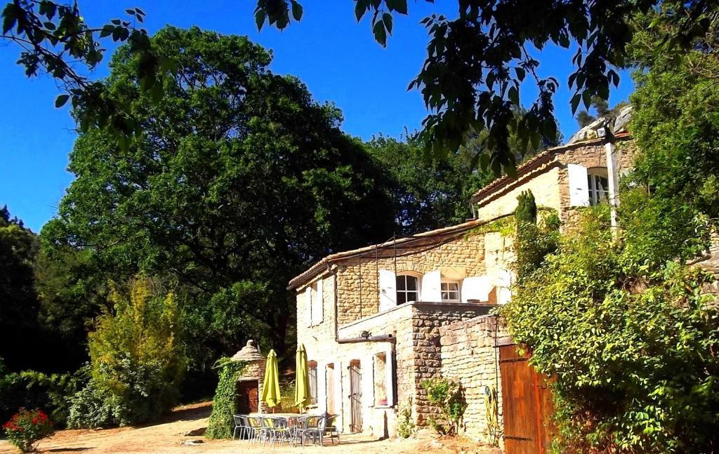 La Bastide Du Vallon Guest House Saumane-de-Vaucluse ภายนอก รูปภาพ
